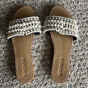 Pearl sandals